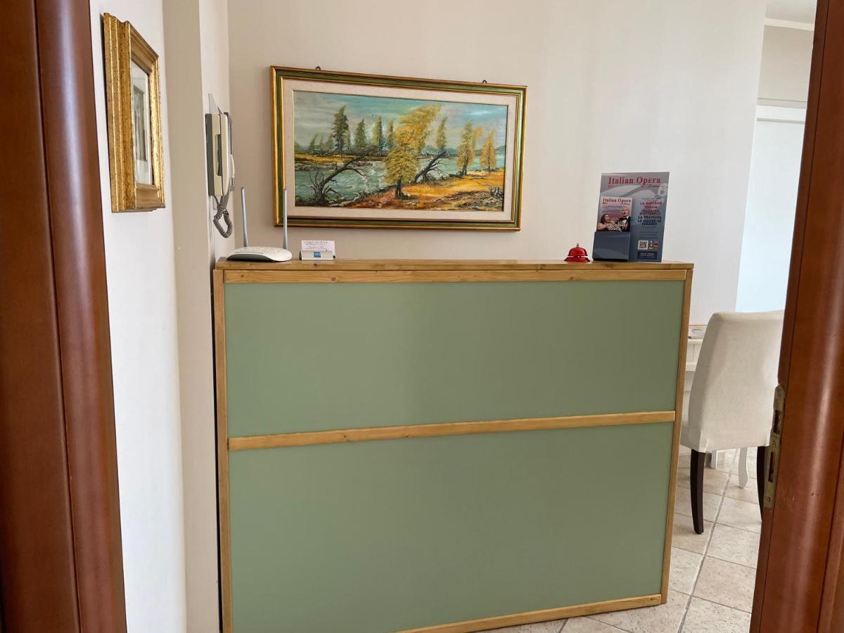 I Terzi Di Siena - Rooms Only Екстер'єр фото