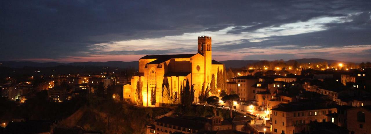 I Terzi Di Siena - Rooms Only Екстер'єр фото